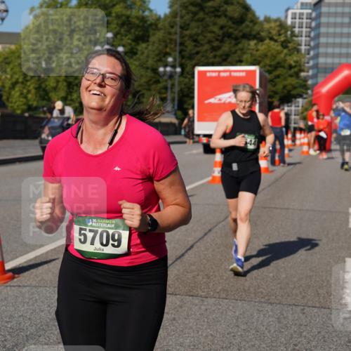 07.09.2025 - BARMER Alsterlauf Yannick Fuchs http://msf.ph/oto/8827521 07.09.2025 10:10:00 Laufen 36, 5709, 44 meine-sportfotos.de