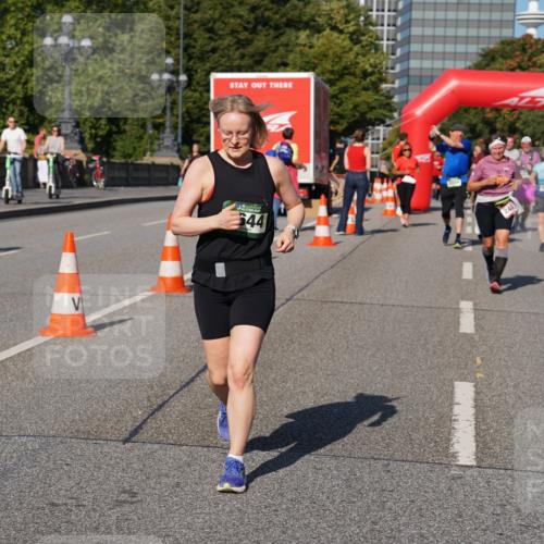 07.09.2025 - BARMER Alsterlauf Yannick Fuchs http://msf.ph/oto/8827523 07.09.2025 10:10:01 Laufen 644, 2403, 6324, 01 meine-sportfotos.de