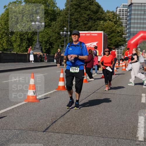 07.09.2025 - BARMER Alsterlauf Yannick Fuchs http://msf.ph/oto/8827547 07.09.2025 10:10:07 Laufen 2264, 223, 40, 278 meine-sportfotos.de