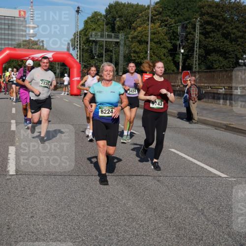 07.09.2025 - BARMER Alsterlauf Yannick Fuchs http://msf.ph/oto/8827550 07.09.2025 10:10:08 Laufen 2235, 8224, 3424, 5743 meine-sportfotos.de