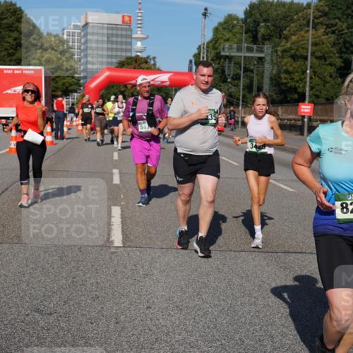07.09.2025 - BARMER Alsterlauf Yannick Fuchs http://msf.ph/oto/8827557 07.09.2025 10:10:09 Laufen 35, 583, 7001, 36, 8224 meine-sportfotos.de