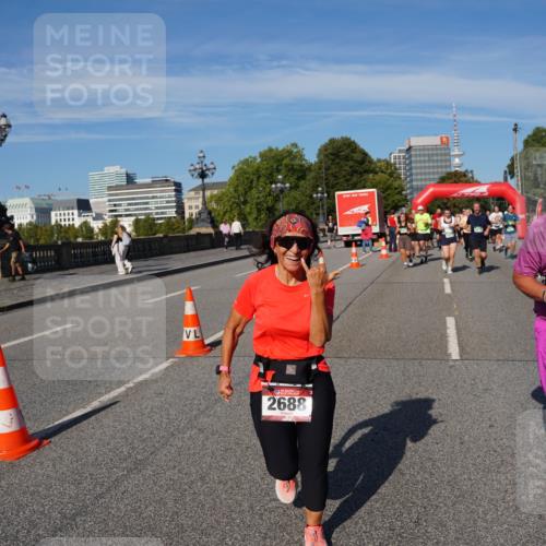 07.09.2025 - BARMER Alsterlauf Yannick Fuchs http://msf.ph/oto/8827568 07.09.2025 10:10:12 Laufen 2688, 583 meine-sportfotos.de