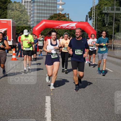 07.09.2025 - BARMER Alsterlauf Yannick Fuchs http://msf.ph/oto/8827575 07.09.2025 10:10:14 Laufen 4699, 2166, 4671, 5277, 334, 3697, 5278 meine-sportfotos.de