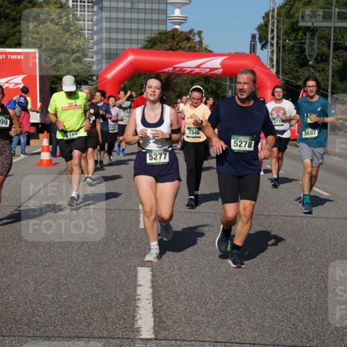 07.09.2025 - BARMER Alsterlauf Yannick Fuchs http://msf.ph/oto/8827578 07.09.2025 10:10:14 Laufen 4699, 166, 8257, 4671, 5277, 3346, 5278, 3735, 3697 meine-sportfotos.de