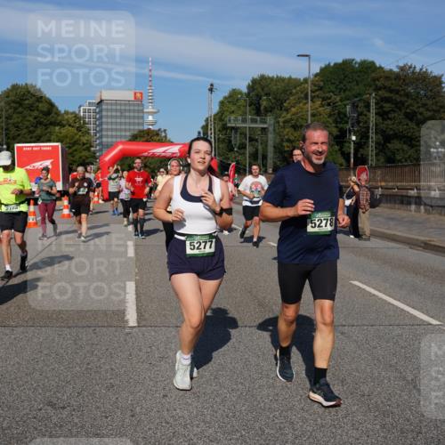 07.09.2025 - BARMER Alsterlauf Yannick Fuchs http://msf.ph/oto/8827586 07.09.2025 10:10:16 Laufen 4699, 21, 0, 5277, 5278 meine-sportfotos.de