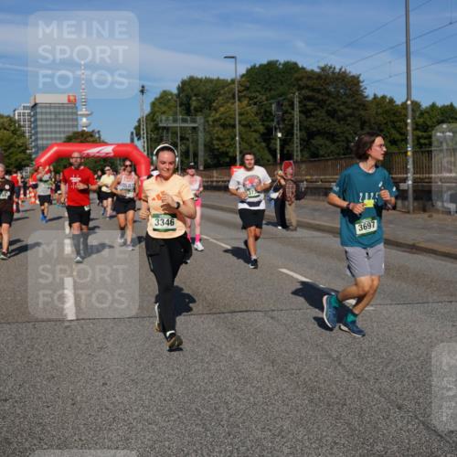 07.09.2025 - BARMER Alsterlauf Yannick Fuchs http://msf.ph/oto/8827597 07.09.2025 10:10:18 Laufen 202, 5, 3346, 3697 meine-sportfotos.de
