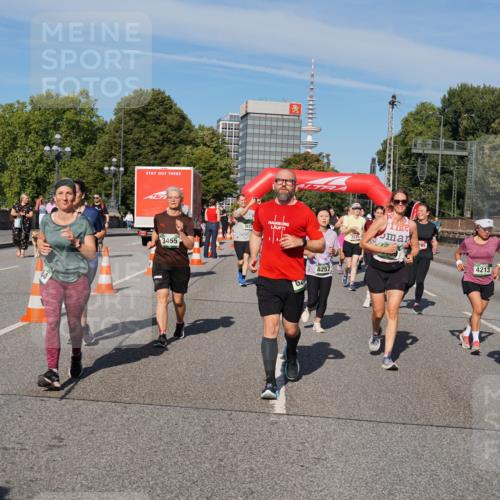 07.09.2025 - BARMER Alsterlauf Yannick Fuchs http://msf.ph/oto/8827602 07.09.2025 10:10:19 Laufen 3455, 62, 8257, 57, 95, 4213, 3734 meine-sportfotos.de