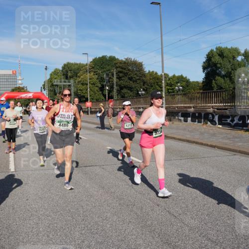 07.09.2025 - BARMER Alsterlauf Yannick Fuchs http://msf.ph/oto/8827612 07.09.2025 10:10:21 Laufen 1, 2, 3, 6337, 4489, 8257, 4213, 3734, 3735 meine-sportfotos.de