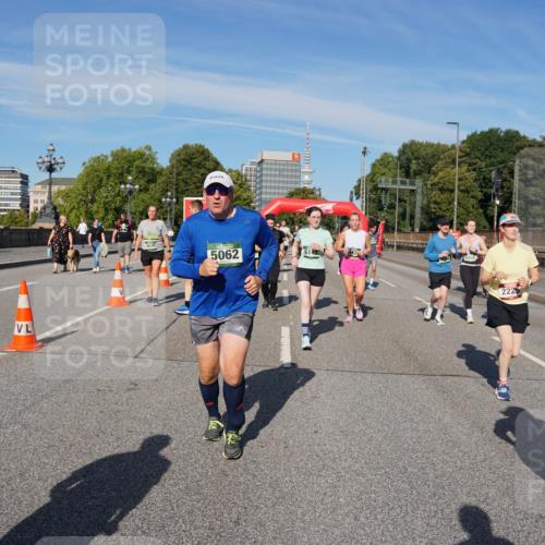 07.09.2025 - BARMER Alsterlauf Yannick Fuchs http://msf.ph/oto/8827626 07.09.2025 10:10:24 Laufen 4670, 5062, 2225, 5796 meine-sportfotos.de