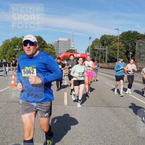 07.09.2025 - BARMER Alsterlauf Yannick Fuchs http://msf.ph/oto/8827629 07.09.2025 10:10:25 Laufen 5062, 6145, 8120, 2225 meine-sportfotos.de