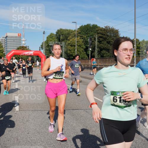 07.09.2025 - BARMER Alsterlauf Yannick Fuchs http://msf.ph/oto/8827637 07.09.2025 10:10:26 Laufen 2232, 2712, 8120, 4690, 36, 61, 3504 meine-sportfotos.de