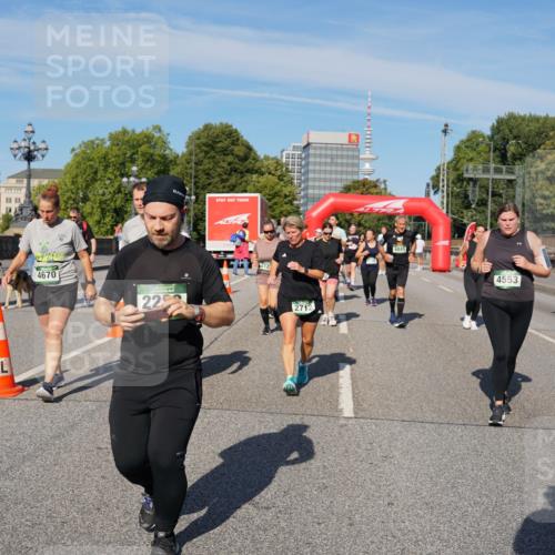 07.09.2025 - BARMER Alsterlauf Yannick Fuchs http://msf.ph/oto/8827640 07.09.2025 10:10:27 Laufen 4670, 225, 212, 2712, 4553, 8 meine-sportfotos.de