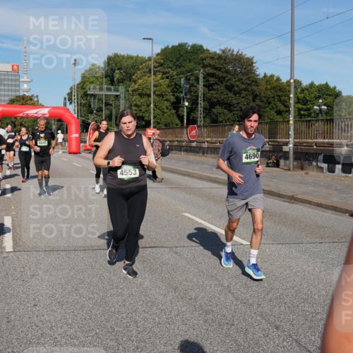 07.09.2025 - BARMER Alsterlauf Yannick Fuchs http://msf.ph/oto/8827642 07.09.2025 10:10:28 Laufen 2712, 4845, 4690, 4553 meine-sportfotos.de