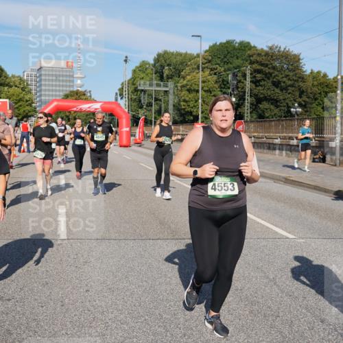 07.09.2025 - BARMER Alsterlauf Yannick Fuchs http://msf.ph/oto/8827645 07.09.2025 10:10:29 Laufen 2712, 4845, 3929, 4553 meine-sportfotos.de