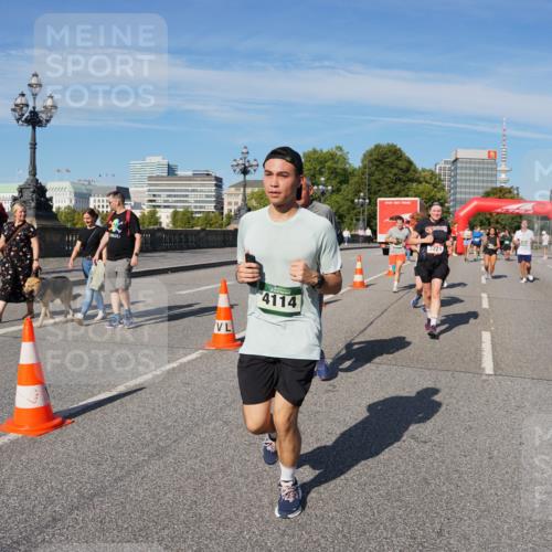 07.09.2025 - BARMER Alsterlauf Yannick Fuchs http://msf.ph/oto/8827665 07.09.2025 10:10:33 Laufen 1111, 9, 1111, 4114 meine-sportfotos.de