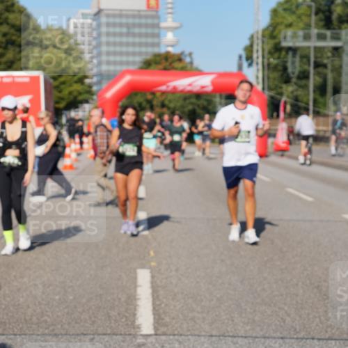 07.09.2025 - BARMER Alsterlauf Yannick Fuchs http://msf.ph/oto/8827676 07.09.2025 10:10:36 Laufen  meine-sportfotos.de