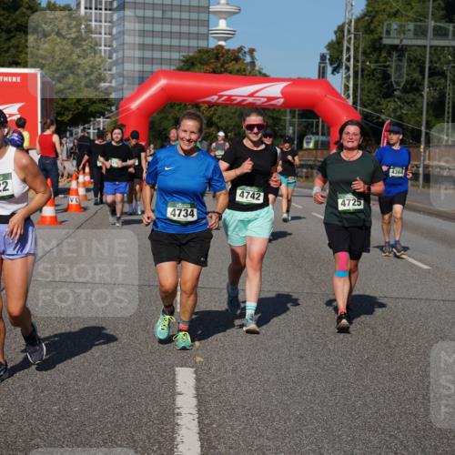07.09.2025 - BARMER Alsterlauf Yannick Fuchs http://msf.ph/oto/8827695 07.09.2025 10:10:42 Laufen 4422, 4734, 4742, 4725, 4364 meine-sportfotos.de