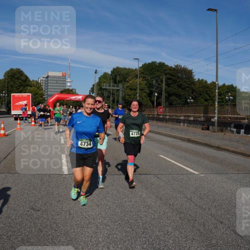 07.09.2025 - BARMER Alsterlauf Yannick Fuchs http://msf.ph/oto/8827705 07.09.2025 10:10:44 Laufen 4734, 4725 meine-sportfotos.de