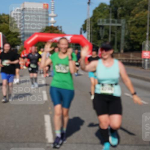 07.09.2025 - BARMER Alsterlauf Yannick Fuchs http://msf.ph/oto/8827712 07.09.2025 10:10:48 Laufen 4704 meine-sportfotos.de