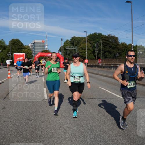 07.09.2025 - BARMER Alsterlauf Yannick Fuchs http://msf.ph/oto/8827714 07.09.2025 10:10:48 Laufen 2825, 8296, 4898 meine-sportfotos.de