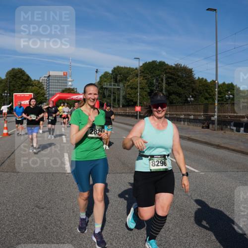 07.09.2025 - BARMER Alsterlauf Yannick Fuchs http://msf.ph/oto/8827718 07.09.2025 10:10:49 Laufen 94, 28251, 25, 8296 meine-sportfotos.de