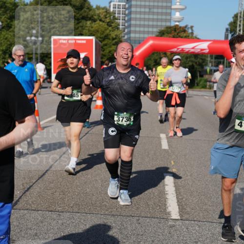 07.09.2025 - BARMER Alsterlauf Yannick Fuchs http://msf.ph/oto/8827729 07.09.2025 10:10:52 Laufen 35, 6194, 345, 3736, 4177 meine-sportfotos.de