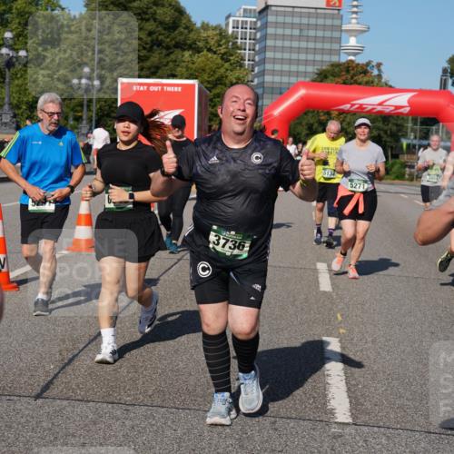 07.09.2025 - BARMER Alsterlauf Yannick Fuchs http://msf.ph/oto/8827732 07.09.2025 10:10:52 Laufen 3736, 5134, 5271, 1, 4177 meine-sportfotos.de