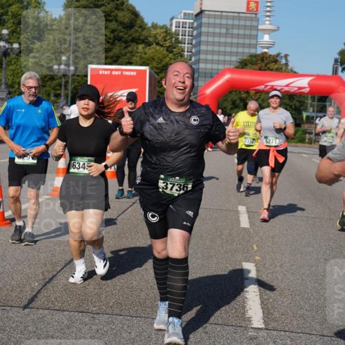 07.09.2025 - BARMER Alsterlauf Yannick Fuchs http://msf.ph/oto/8827733 07.09.2025 10:10:52 Laufen 6345, 3736, 5134, 5271, 3984, 4177 meine-sportfotos.de