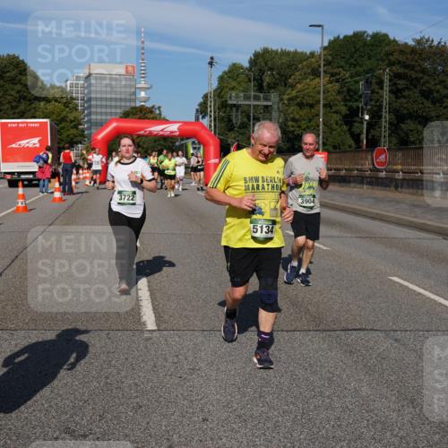 07.09.2025 - BARMER Alsterlauf Yannick Fuchs http://msf.ph/oto/8827756 07.09.2025 10:10:58 Laufen 4883, 3722, 3904, 5134 meine-sportfotos.de