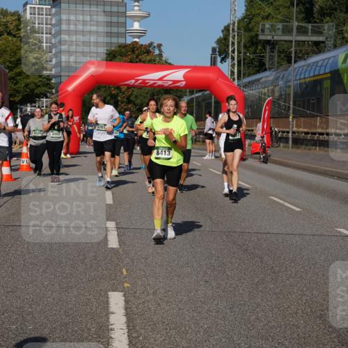 07.09.2025 - BARMER Alsterlauf Yannick Fuchs http://msf.ph/oto/8827766 07.09.2025 10:11:03 Laufen 5761, 313, 4520, 3002, 8413, 27 meine-sportfotos.de