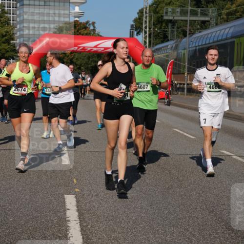 07.09.2025 - BARMER Alsterlauf Yannick Fuchs http://msf.ph/oto/8827780 07.09.2025 10:11:07 Laufen 3002, 2674, 528, 4607, 7, 4608 meine-sportfotos.de