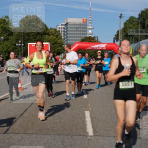 07.09.2025 - BARMER Alsterlauf Yannick Fuchs http://msf.ph/oto/8827787 07.09.2025 10:11:08 Laufen 3851 meine-sportfotos.de