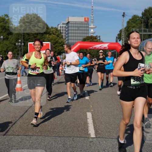 07.09.2025 - BARMER Alsterlauf Yannick Fuchs http://msf.ph/oto/8827788 07.09.2025 10:11:08 Laufen 5280, 4520, 2674, 3851, 07 meine-sportfotos.de