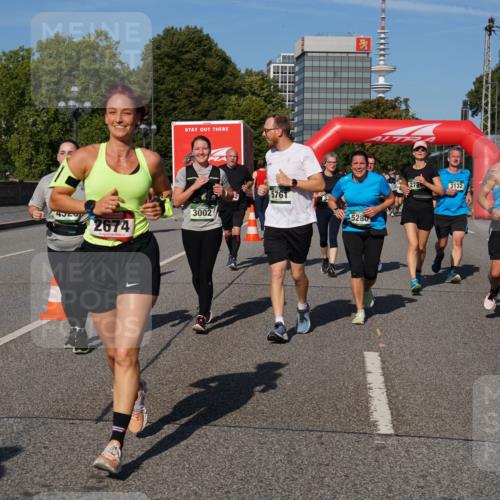 07.09.2025 - BARMER Alsterlauf Yannick Fuchs http://msf.ph/oto/8827794 07.09.2025 10:11:09 Laufen 4320, 5761, 3002, 5280, 2674, 2736, 3132, 3703 meine-sportfotos.de