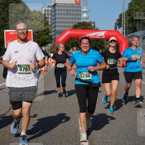 07.09.2025 - BARMER Alsterlauf Yannick Fuchs http://msf.ph/oto/8827800 07.09.2025 10:11:10 Laufen 002, 5761, 3243, 5280, 2736, 3132, 36 meine-sportfotos.de