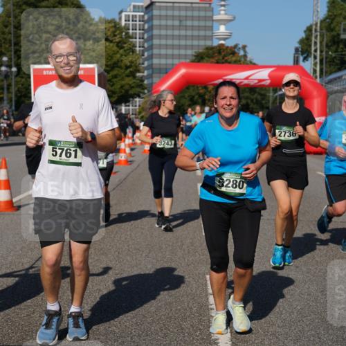 07.09.2025 - BARMER Alsterlauf Yannick Fuchs http://msf.ph/oto/8827801 07.09.2025 10:11:10 Laufen 36, 3002, 36, 5761, 3243, 280, 2736, 3132, 604 meine-sportfotos.de