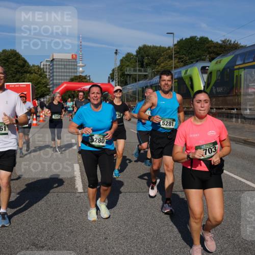 07.09.2025 - BARMER Alsterlauf Yannick Fuchs http://msf.ph/oto/8827803 07.09.2025 10:11:11 Laufen 5761, 3243, 280, 36, 313, 5281, 703 meine-sportfotos.de