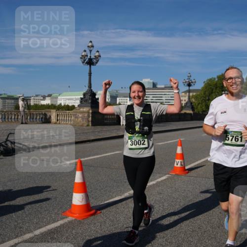 07.09.2025 - BARMER Alsterlauf Yannick Fuchs http://msf.ph/oto/8827809 07.09.2025 10:11:12 Laufen 3002, 50, 5761, 3243 meine-sportfotos.de