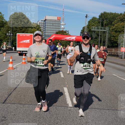 07.09.2025 - BARMER Alsterlauf Yannick Fuchs http://msf.ph/oto/8827827 07.09.2025 10:11:22 Laufen 10, 4879, 4878, 4556 meine-sportfotos.de