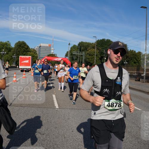 07.09.2025 - BARMER Alsterlauf Yannick Fuchs http://msf.ph/oto/8827833 07.09.2025 10:11:24 Laufen 10, 4879, 6263, 3885, 2651, 4878 meine-sportfotos.de