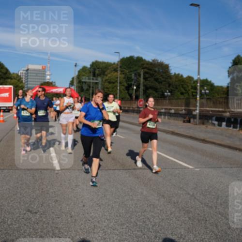 07.09.2025 - BARMER Alsterlauf Yannick Fuchs http://msf.ph/oto/8827839 07.09.2025 10:11:24 Laufen 4556 meine-sportfotos.de