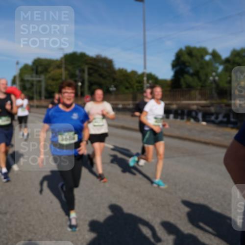 07.09.2025 - BARMER Alsterlauf Yannick Fuchs http://msf.ph/oto/8827859 07.09.2025 10:11:27 Laufen 3, 880 meine-sportfotos.de