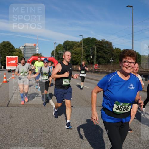 07.09.2025 - BARMER Alsterlauf Yannick Fuchs http://msf.ph/oto/8827862 07.09.2025 10:11:28 Laufen 6273, 2698, 10, 16, 3886 meine-sportfotos.de