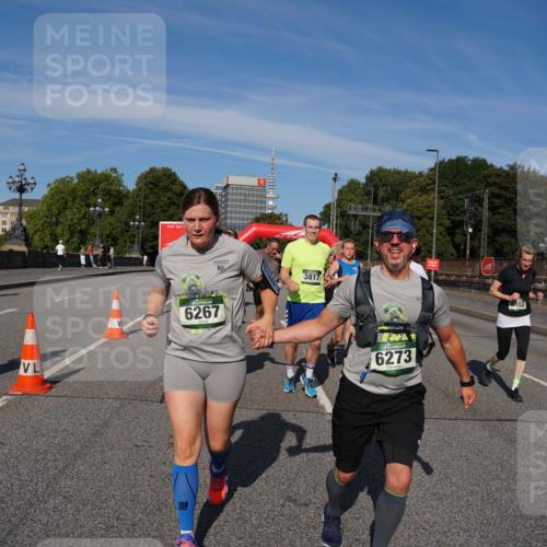 07.09.2025 - BARMER Alsterlauf Yannick Fuchs http://msf.ph/oto/8827873 07.09.2025 10:11:29 Laufen 6267, 3817, 6273 meine-sportfotos.de