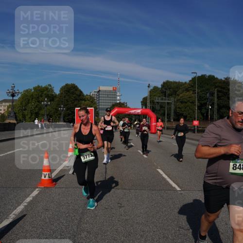 07.09.2025 - BARMER Alsterlauf Yannick Fuchs http://msf.ph/oto/8827886 07.09.2025 10:11:32 Laufen 3772, 5121, 8482 meine-sportfotos.de