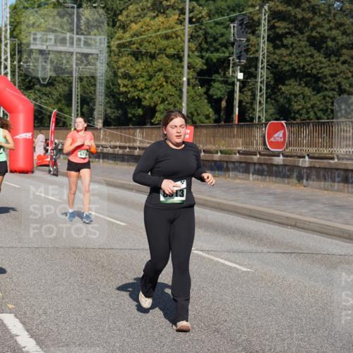 07.09.2025 - BARMER Alsterlauf Yannick Fuchs http://msf.ph/oto/8827887 07.09.2025 10:11:33 Laufen 4440, 4007, 475 meine-sportfotos.de