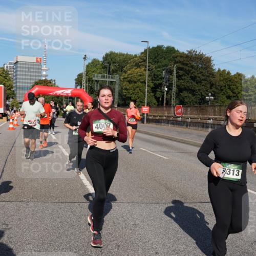 07.09.2025 - BARMER Alsterlauf Yannick Fuchs http://msf.ph/oto/8827896 07.09.2025 10:11:35 Laufen 563, 4473, 4007, 4756, 313 meine-sportfotos.de