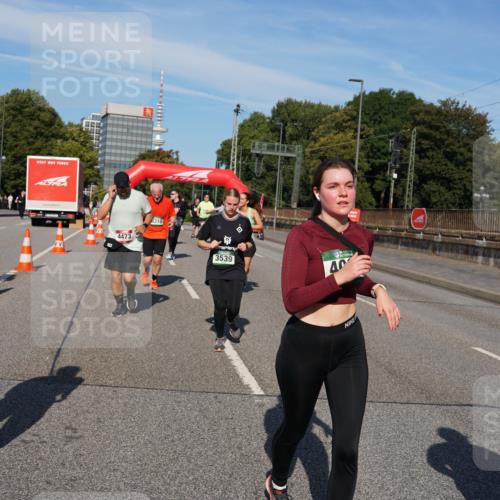 07.09.2025 - BARMER Alsterlauf Yannick Fuchs http://msf.ph/oto/8827899 07.09.2025 10:11:36 Laufen 5631, 4473, 310, 3539 meine-sportfotos.de