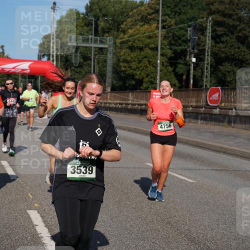 07.09.2025 - BARMER Alsterlauf Yannick Fuchs http://msf.ph/oto/8827903 07.09.2025 10:11:37 Laufen 8310, 4443, 3539, 4756 meine-sportfotos.de