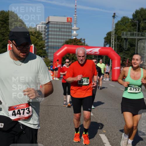 07.09.2025 - BARMER Alsterlauf Yannick Fuchs http://msf.ph/oto/8827907 07.09.2025 10:11:38 Laufen 36, 4473, 8310, 4757 meine-sportfotos.de